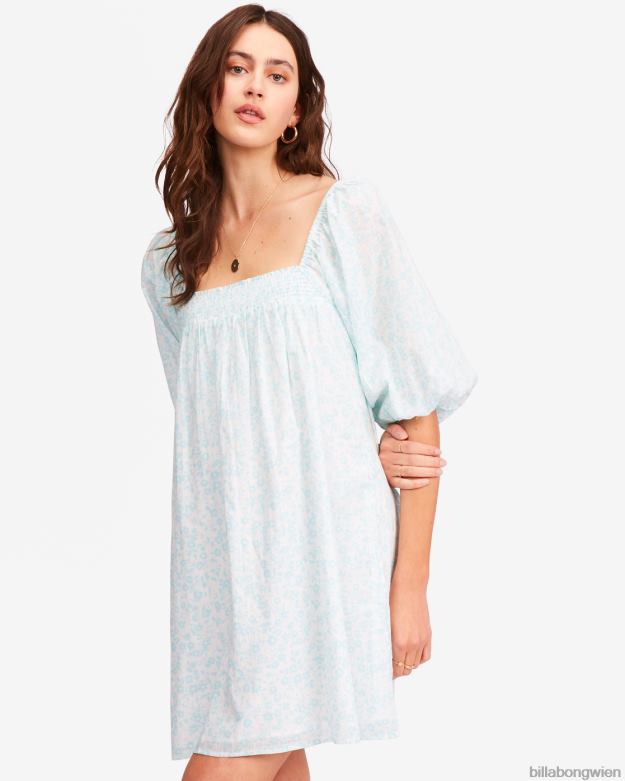 Billabong Clothing 00V682313 | Billabong Babydoll-Kleid mit Blumenfeldern Regentropfen Frauen